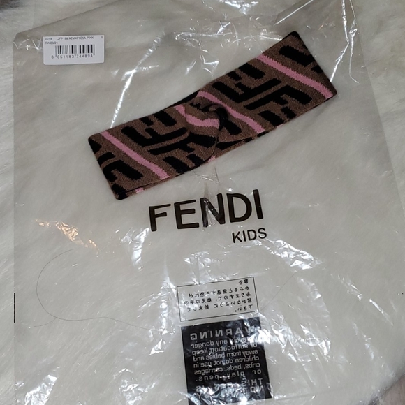 ‼️**SOLD!!**Fendi Logo Headband--100% Authentic‼️ - Picture 4 of 9